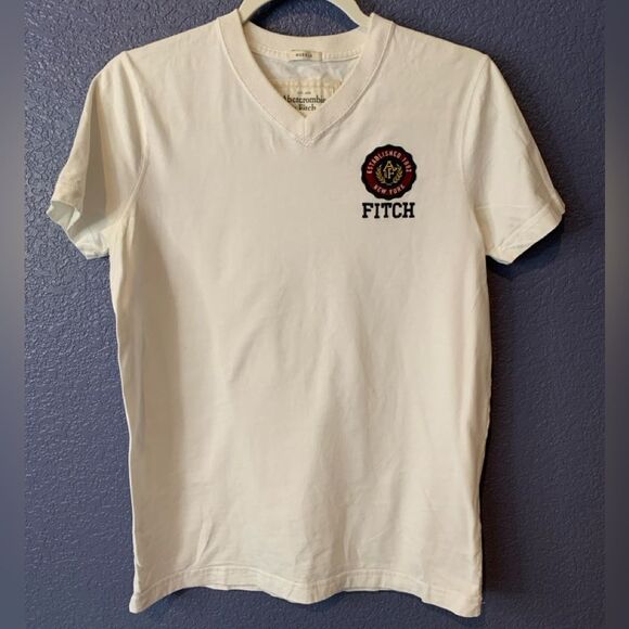 Abercrombie and Fitch Embroidered Short Sleeve White Tee | Small - Picture 2 of 5